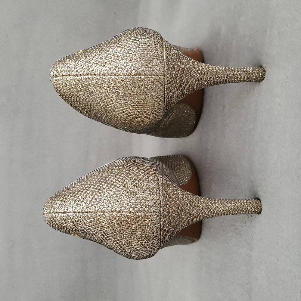 COACH Addie Gold Glitter Pointed Toe Pump Heels SIZE: 8.5B - Picture 7 of 12